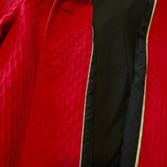 CHICO'S Red Jacket with 3/4 length sleeves, textured cotton, lined Size 2 - Picture 4 of 6